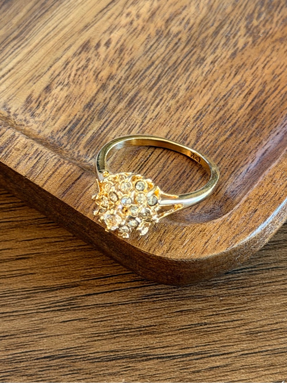 14k Gold Plated Ring w/ Cluster Cubic Zirconia Gemstones Statement Ring Flower